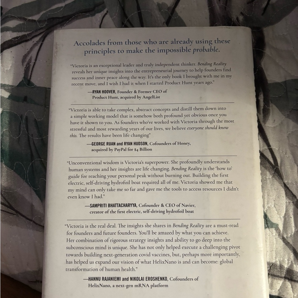Bending Reality Book - Picture 2 of 2